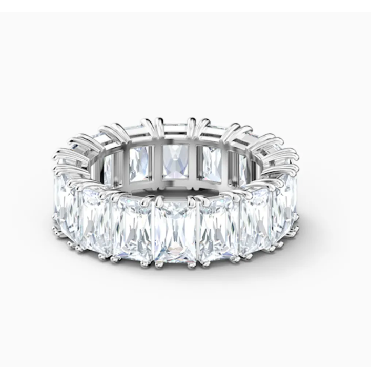 Swarovski: Unique Crystal Rings, Modern and Feminine From $49