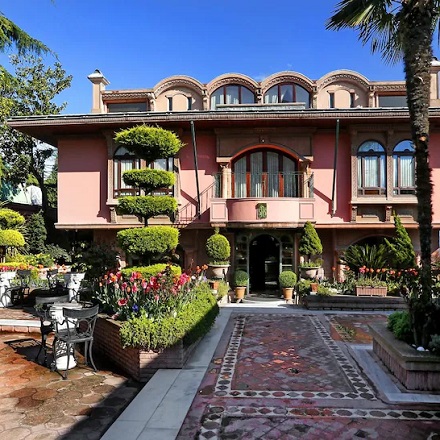 Agoda: Elite Offers Deep discounts at our best properties worldwide