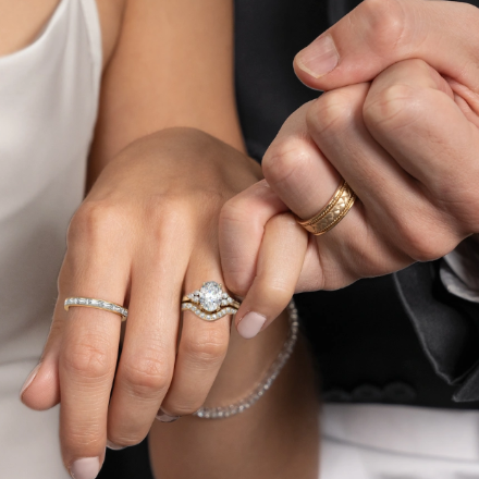 Angara Canada: Women's Wedding Rings Starting From $450!