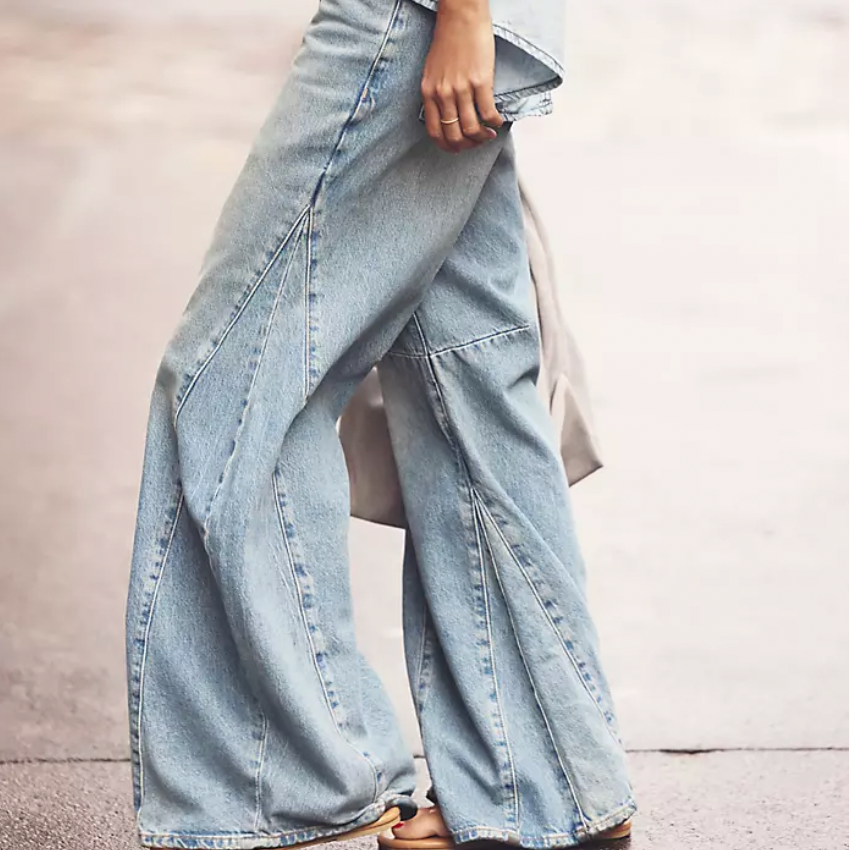Free People: Sign Up for Text Messages and Get 10% Off Your Next Order