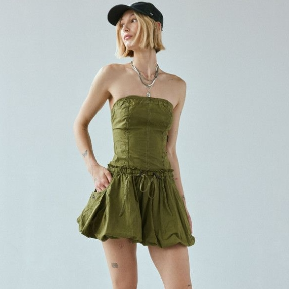 THE OUTNET US: The Vacation Edit