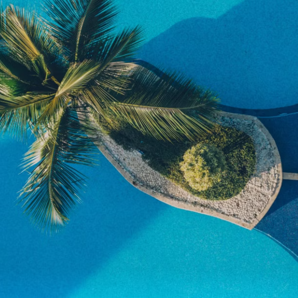 IHG Hotels & Resorts: 20 Hotel Brands 6,600+ Global Destinations