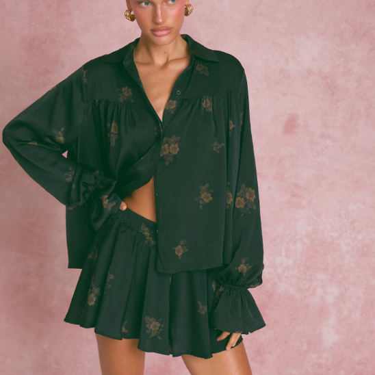 Pretty Little Thing AU: 50% OFF Everything