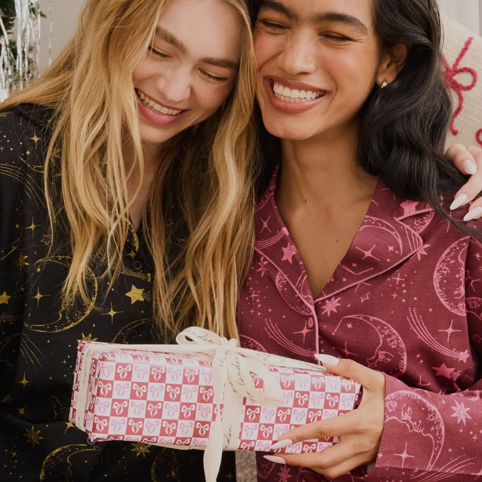 Skinnydip London：Festive Essentials