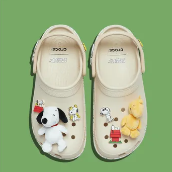 Crocs: Peanuts Collection
