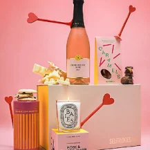 Selfridges：情人节送礼指南，甜蜜好礼低至$6