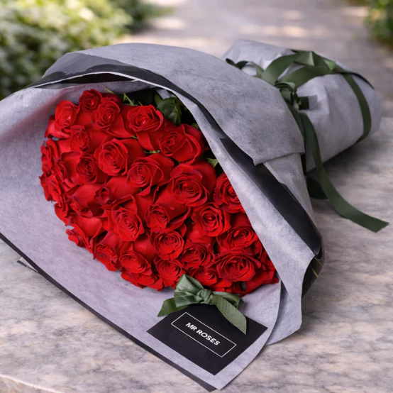 Mr Roses APAC: Red Rose Bouquet (12-100 Stems)