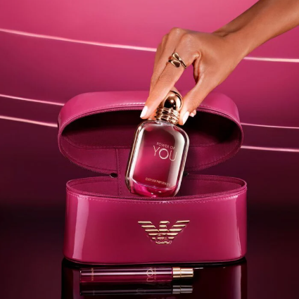 Giorgio Armani Beauty: The New Acqua Di Gio Intense