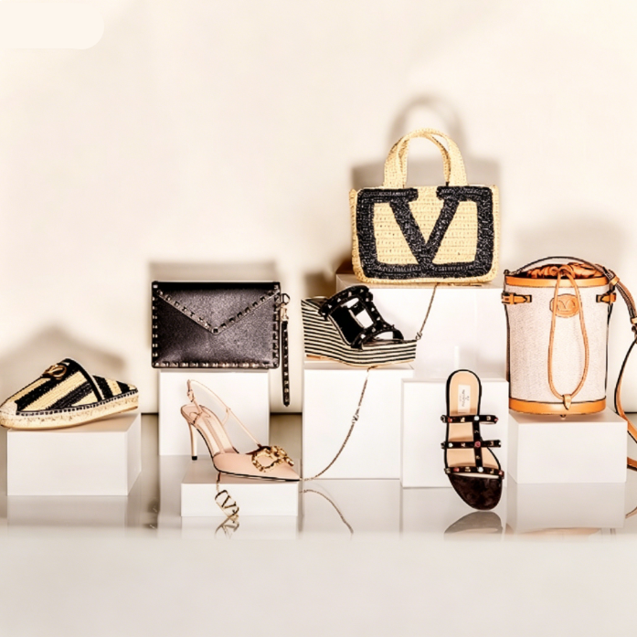 Gilt: 	UP TO 50% OFF New Valentino