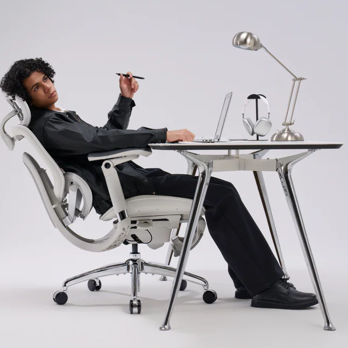 Doro C300 Pro V2 – Full-body Adaptive Ergonomic Wheelchair