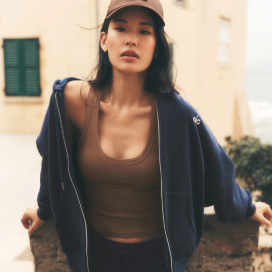 Alo Yoga：时尚上新热卖！入手背心、短裤、外套等