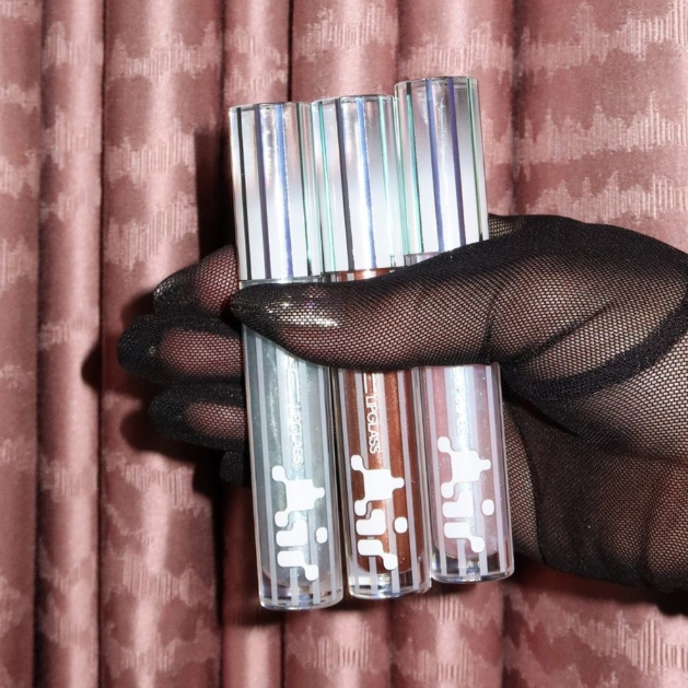 MAC Cosmetics: A Free Lip Gloss Keychain Charm with Select Lipglass Purchases
