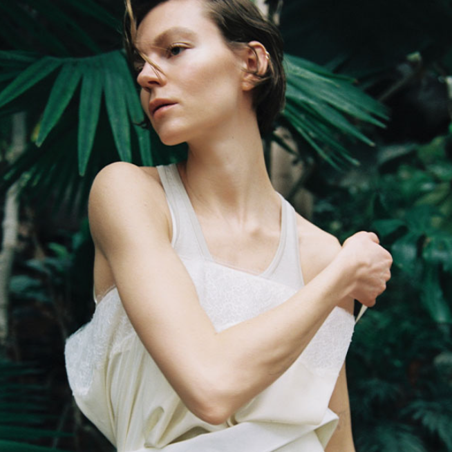 Bloomingdales: The Designer Sale! Toteme, Victoria Beckham, Stella McCartney & More