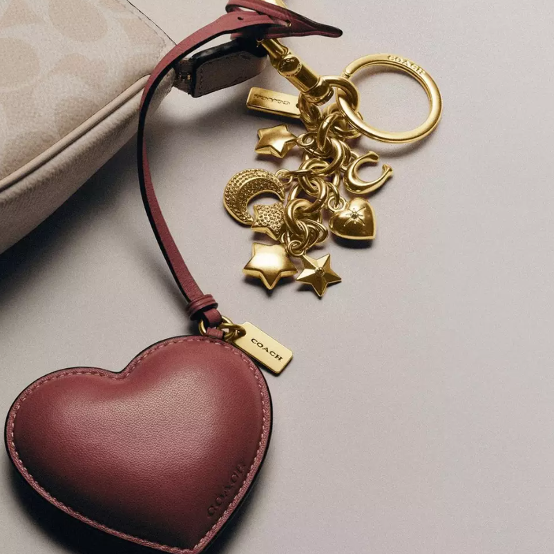 Shop Simon: Coach Outlet New Arrival