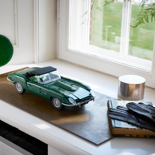 LEGO: Jaguar E-Type Pre-Order Now