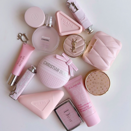 Bloomingdales: Beauty Sale! Buy Dior, Loewe and More