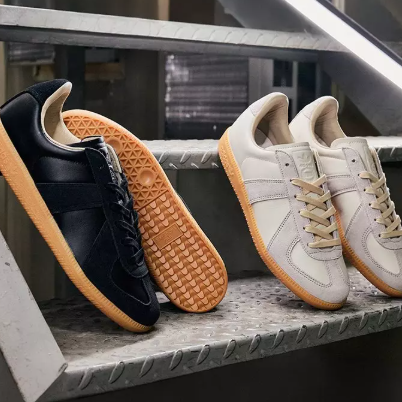 FinishLine: Up to 50% OFF Select