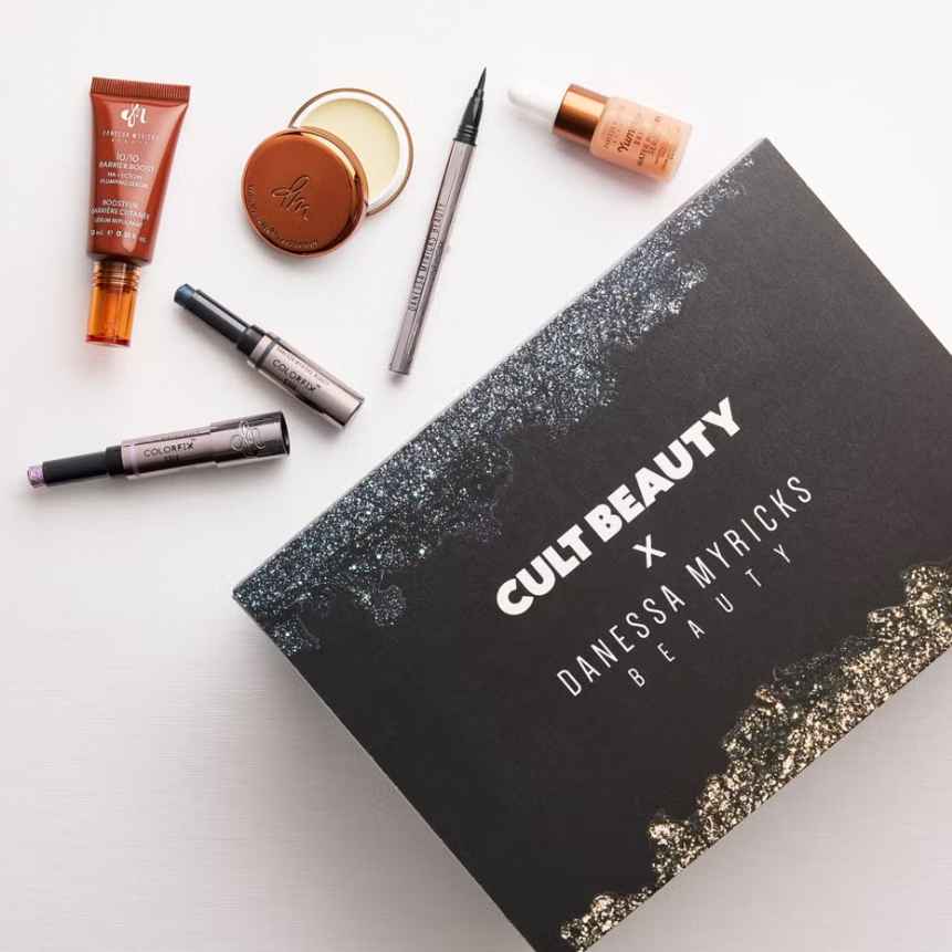 Cult Beauty × Danessa Myricks Beauty 聯名 9 號固色彩妝棒禮盒