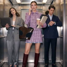 Yoox Asia: Back to The Office