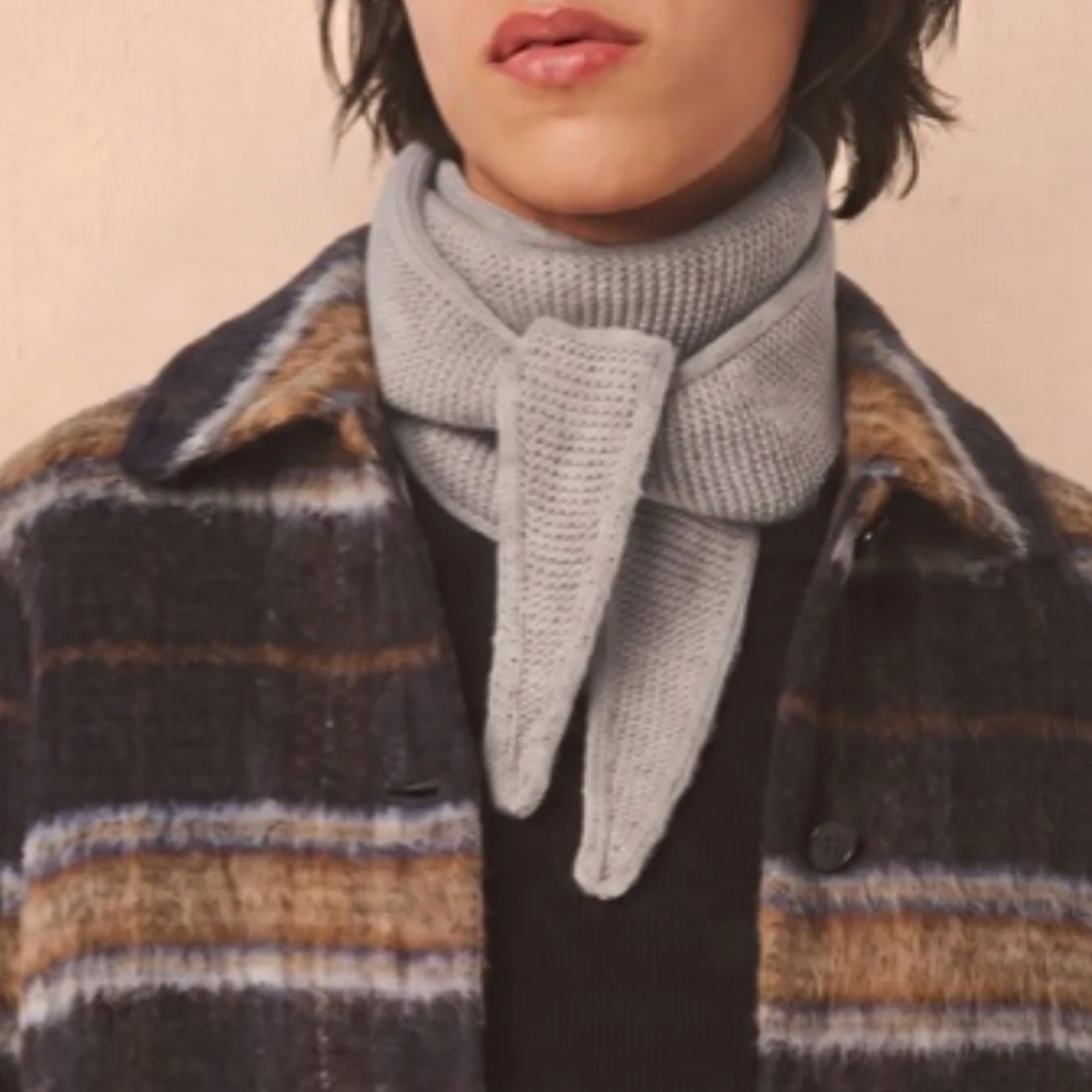 La Canadienne: Buy 2+ Fall Items And Receive A Complimentary Cashmere Scarf